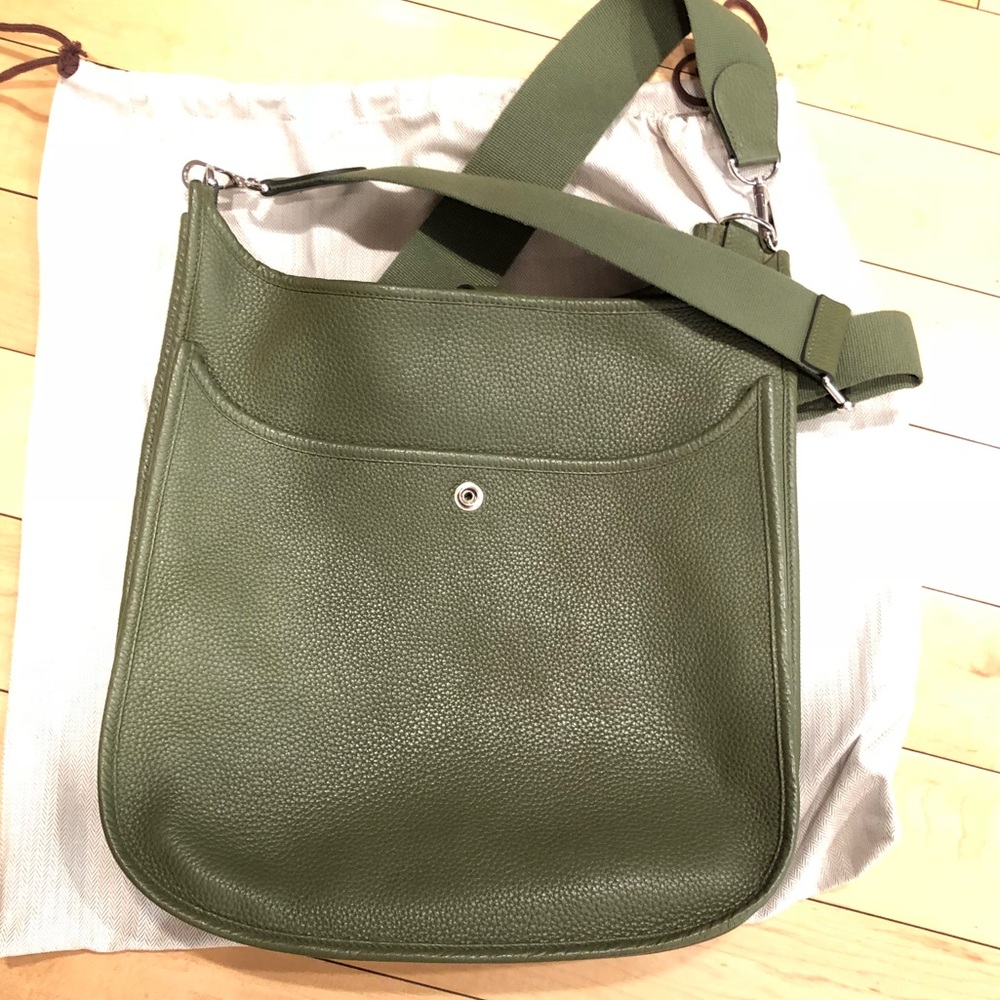 Hermès Evelyne GM crossbody bag, canope green. - Picture 2 of 8